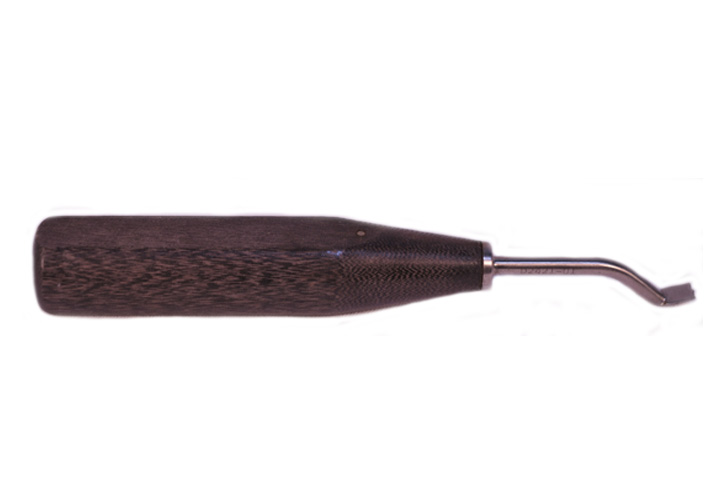 2421-01-000KneeIntFemChisel