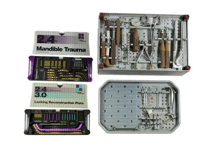 Synthes Mandibular Modular Fixation System