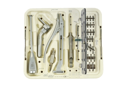 Wright Charlotte Compression Staple System